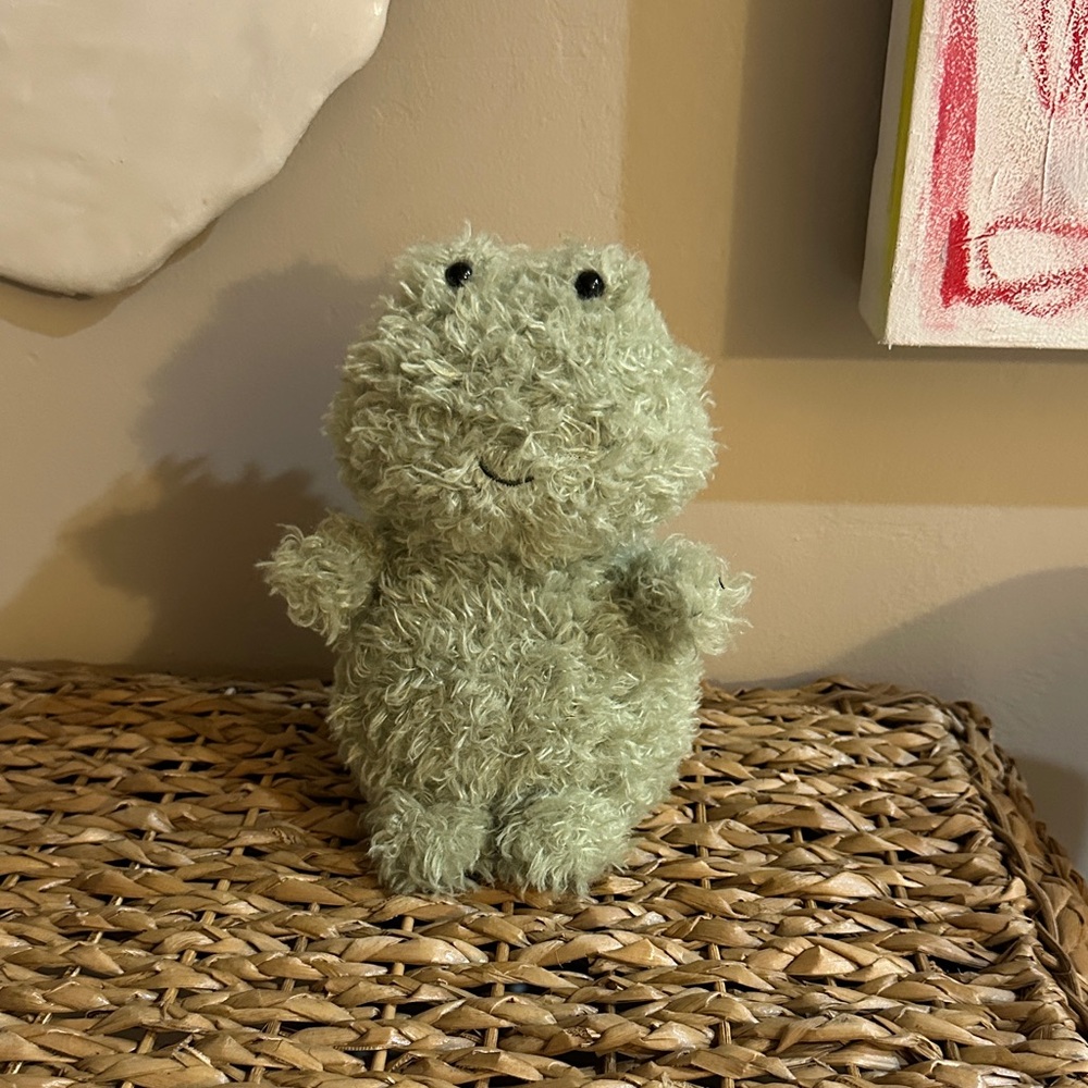 jellycat little fuzzy frog